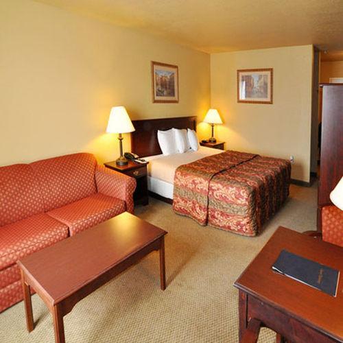 Econo Lodge Inn & Suites Greenbrier Szoba fotó