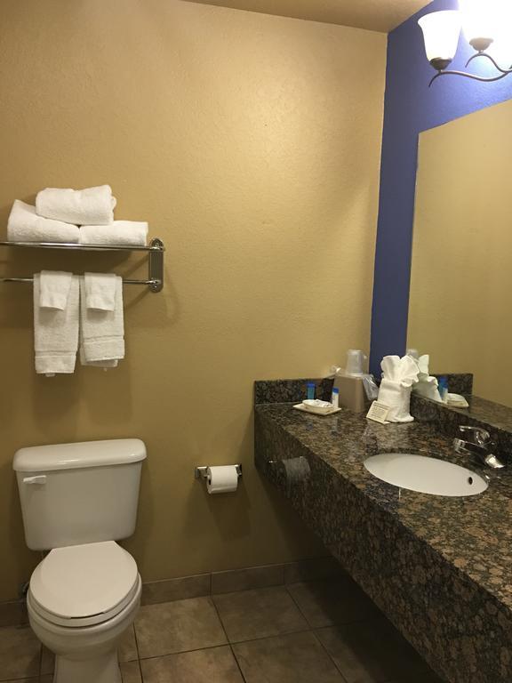Econo Lodge Inn & Suites Greenbrier Kültér fotó