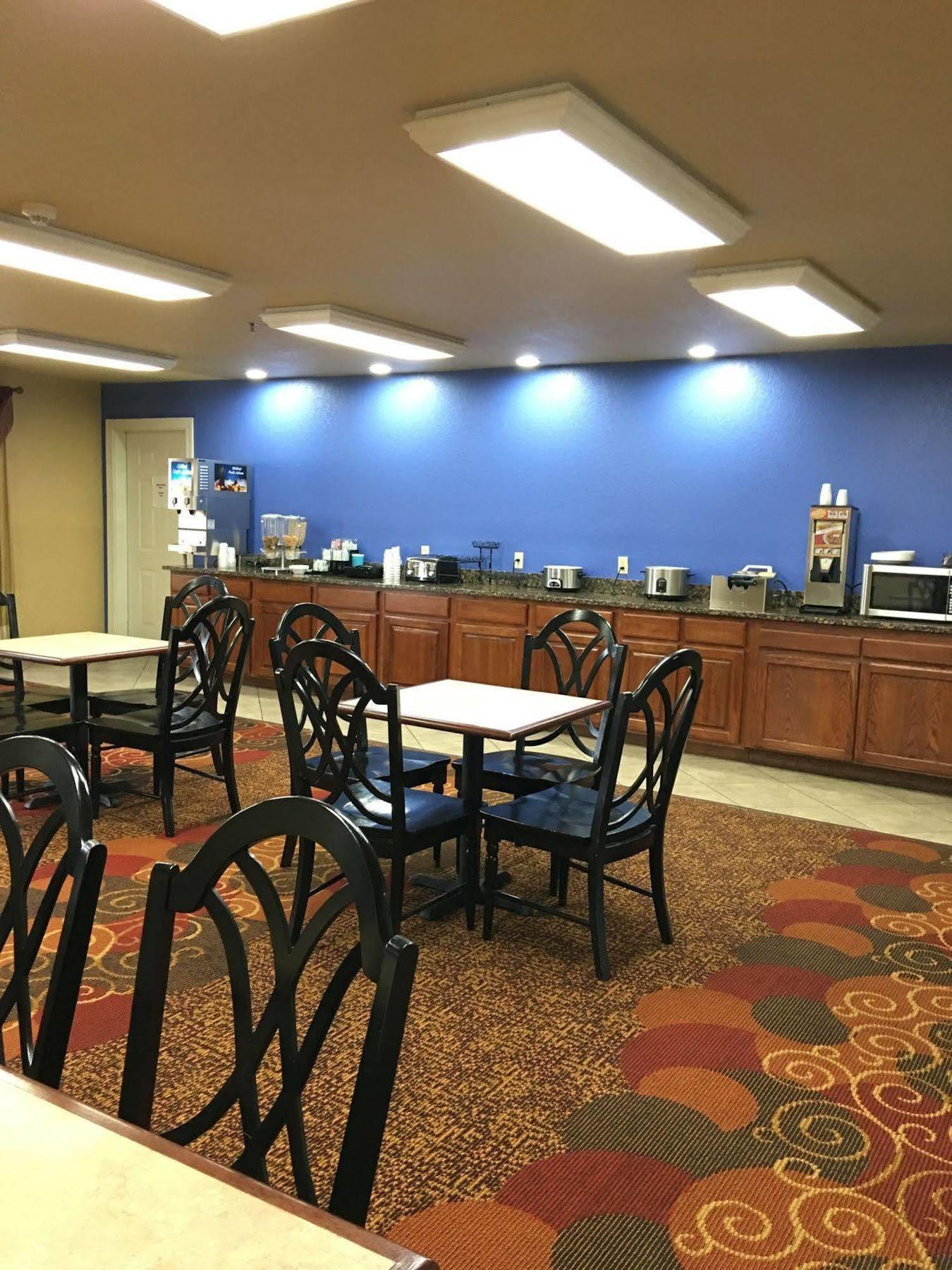 Econo Lodge Inn & Suites Greenbrier Kültér fotó